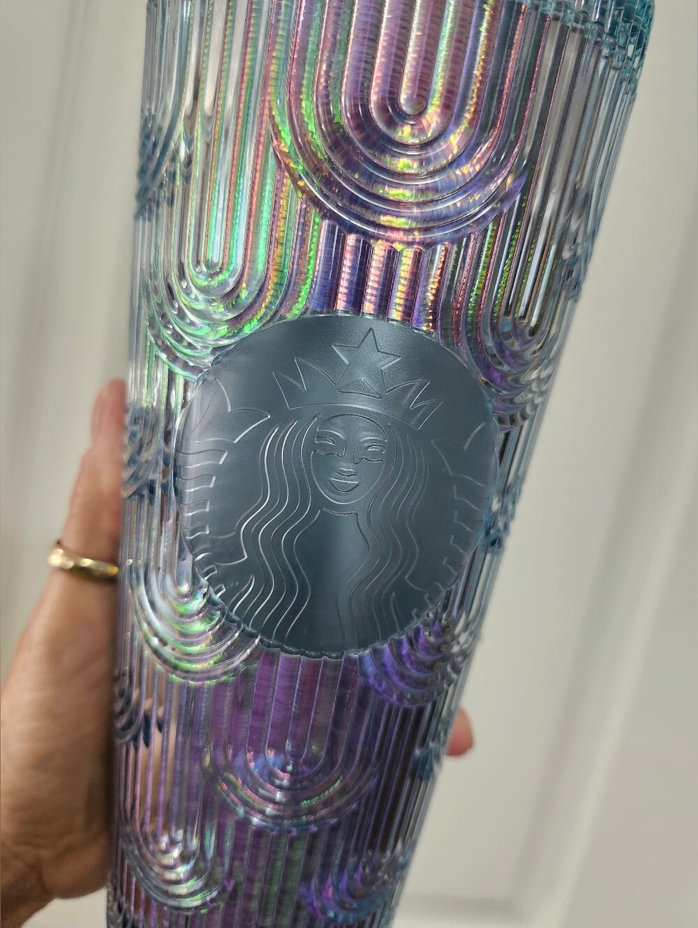 Nwt Starbucks Iridescent Mermaid Scales/Wave Venti Cold Cup 24oz Tumbler